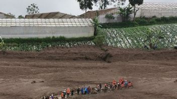 Rain Still Falling, Geological Agency Warns of Aftershocks in West Bandung