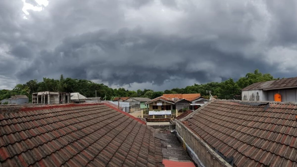 BMKG：雅加达DKI地区的大部分地区受到降雨的袭击