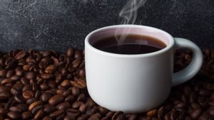 Regularly Drinking Black Coffee, Women Can Avoid This Serious Disease