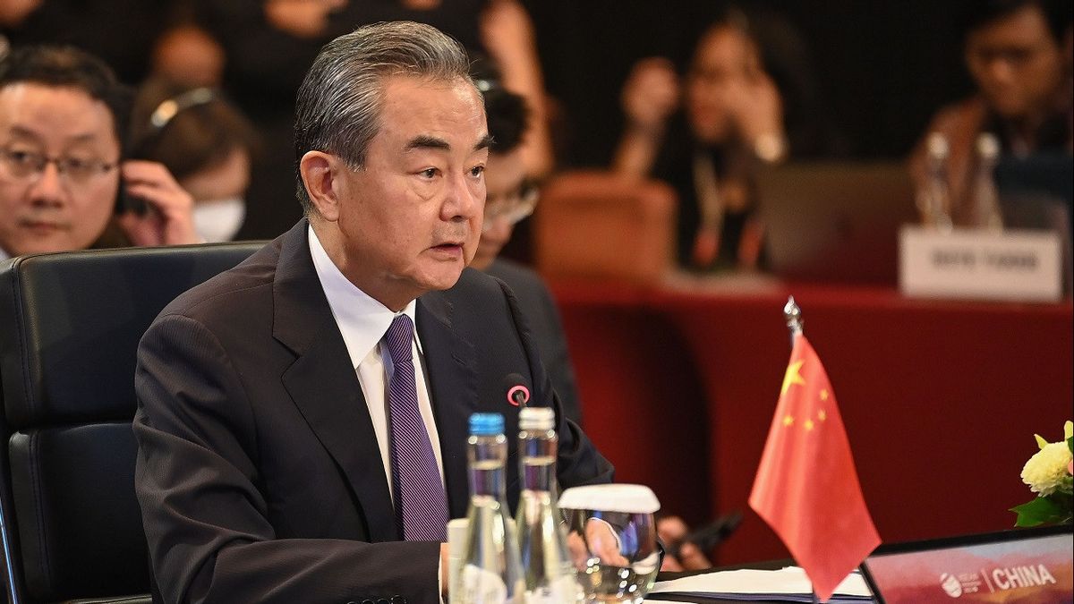 وزير الخارجية وانغ يي يصف التصور الخاطئ للولايات المتحدة للصين بأنه مستمر