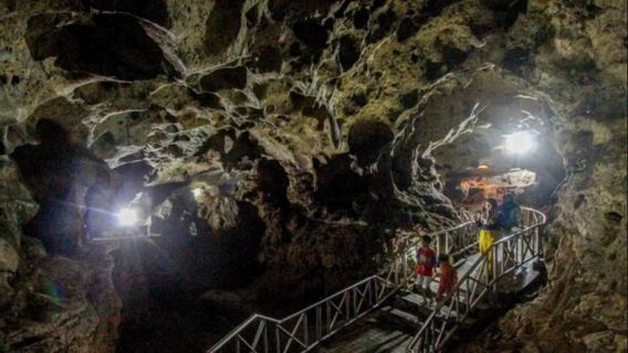 한때 Wali Songo의 모임 장소였던 Tuban Akbar 동굴의 역사 