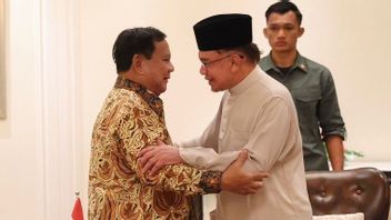 Visiting Langkawi, Defense Minister Prabowo Meets Malaysian PM To Discuss Defense Cooperation