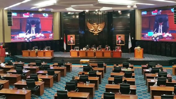 Tolak Laporan Anies soal APBD DKI 2019, 4 Fraksi DPRD <i>Walk Out</i>