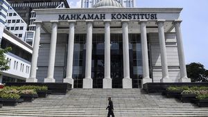Draf Final Baru Sampai Istana, UU Cipta Kerja Sudah Digugat ke MK