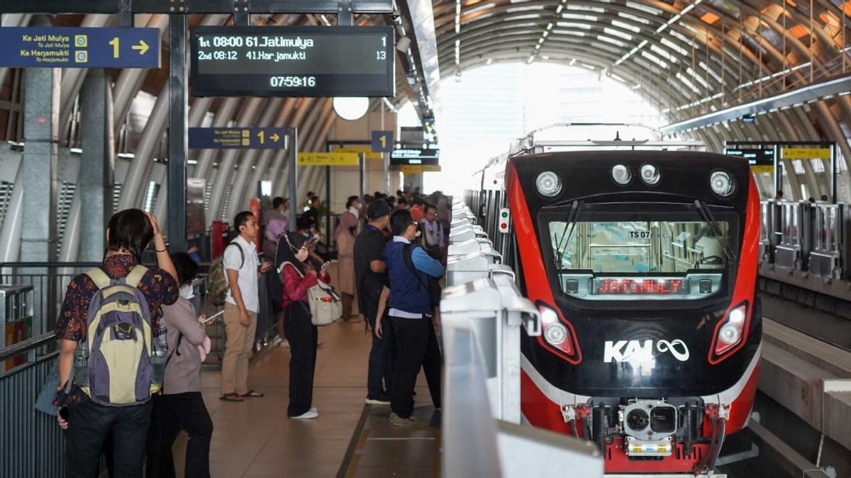 Sempat Alami Gangguan, LRT Jabodebek Kembali Beroperasi