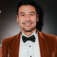 Chicco Jerikho Tertantang Belajar Main Biola di Film Perang Kota