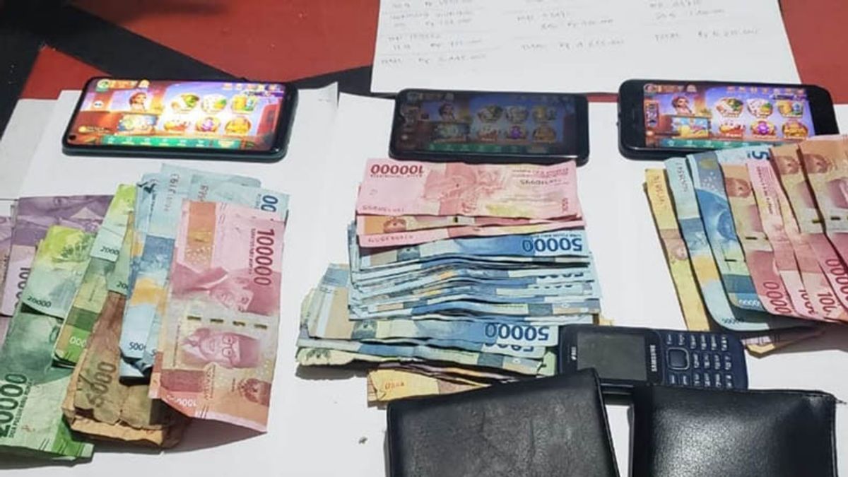 Three Higgs Domino Online Gambling Agents In Aceh Arrested By Police