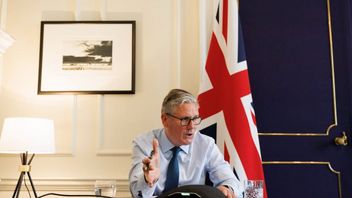 英国首相就爱泼斯坦丑闻任命驻美大使道歉
