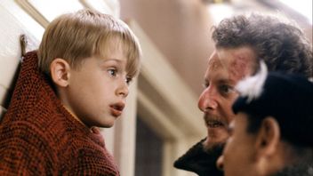現象ホームアローン映画は、1990年11月10日、今日の記憶で初公開されました