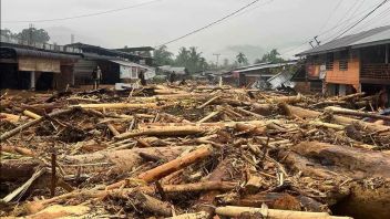 La production de déchets après les inondations dans l'est d'Aceh atteint 1 200 tonnes par jour