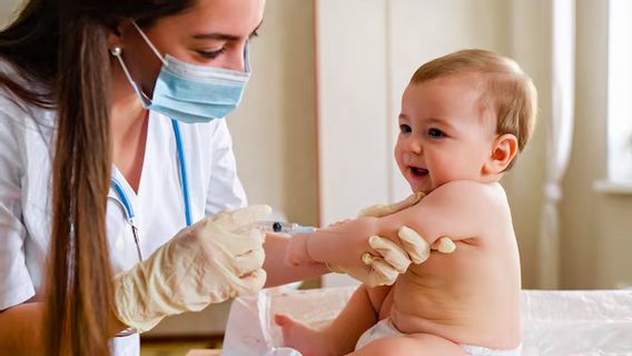 Pemberikan Vaksin BCG pada Anak Bantu Cegah Tuberkulosis Berat