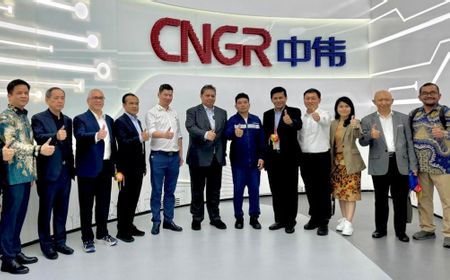 Kunjungi Fasilitas CNGR di China, Menko Airlangga Dorong Kerja Sama R&D dengan UGM