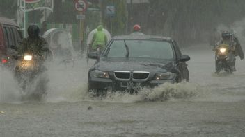 天候の変更により、ジャカルタの降雨量はなんとか60%に減少しました