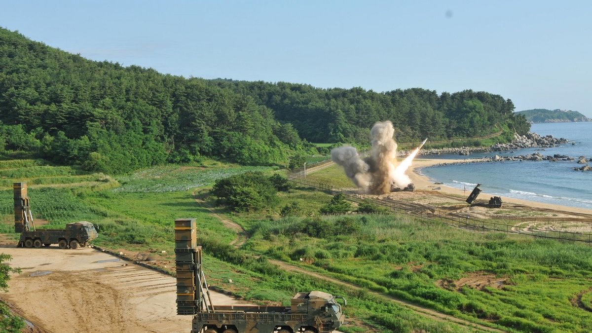 North Korea's Missile Test Response, South Korean And US Stealth Fighter Jets Fly Over Korean Peninsula