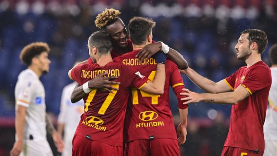 Roma Vs Lecce 3-1: Giallorossi En Quart De Finale De La Coppa Italia, Défié Par L’Inter Milan