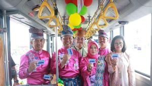 Bus Trans Metro Pekanbaru Berlakukan Pembayaran Nontunai
