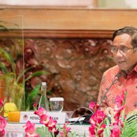 Mahfud MD Minta Ulama dan Tokoh Agama Berperan Aktif Tangani Pandemi COVID-19