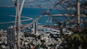 Iran's New Attack Missile Launches, Sirine In Israel's Meraung Region