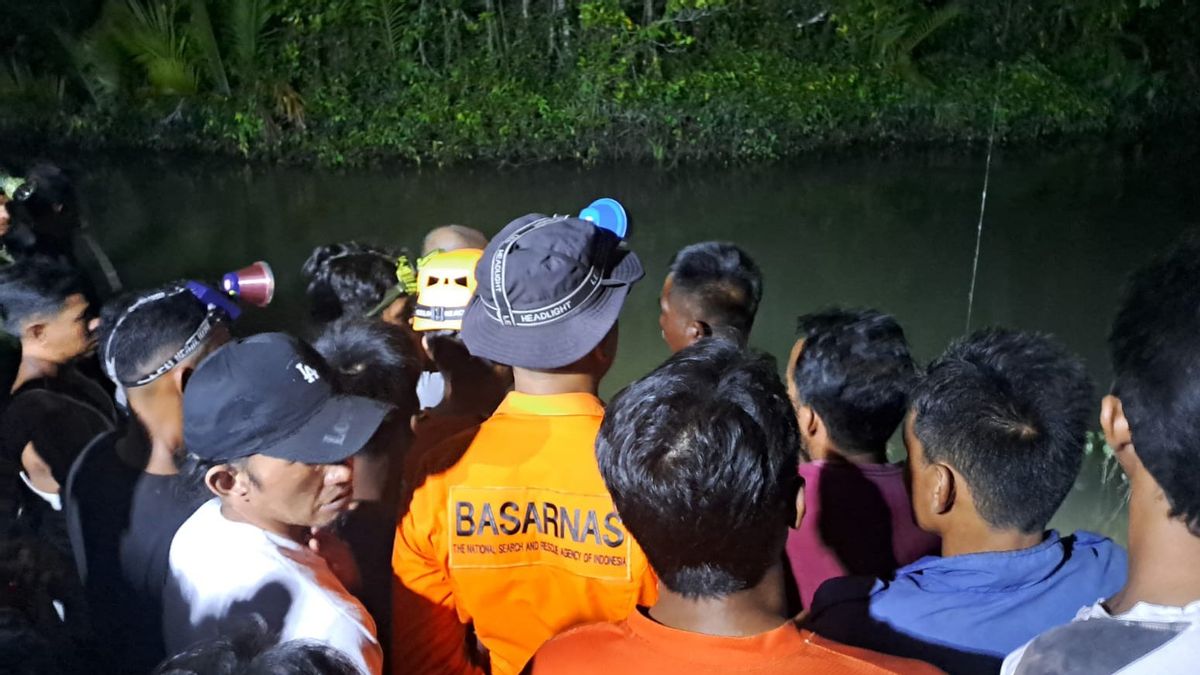 Boy Stabbed By Crocodile While Joining Father In Fishing In Duren Sawit