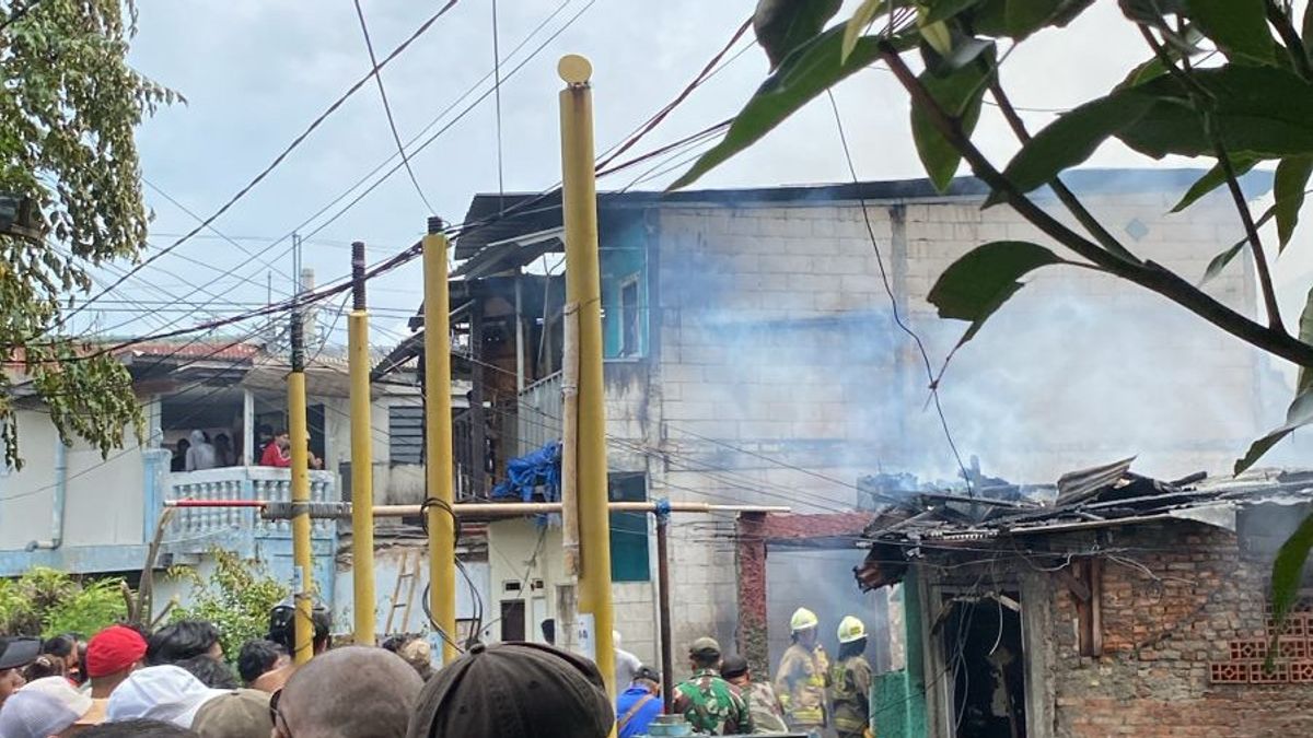 40 Rumah di Jatinegara Terbakar, Diduga Karena Ledakan Tabung Gas