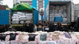 Bea Cukai Bongkar Truk Bermuatan Balpres Ilegal, Sopir Mengaku Hanya Jalankan Perintah