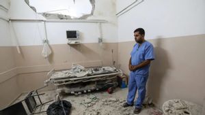 Dokter di Gaza Pingsan di Ruang Operasi karena Kelaparan, Diberi Infus Agar Tetap Bisa Mengobati Pasien