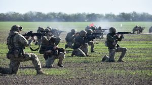Media Rusia Klaim Temukan Sertifikat Pelatihan Inggris untuk Tentara Ukraina, Meliputi Keahlian Senjata hingga Medis