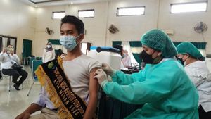 Bobby Nasution Pasang Target Tinggi, Vaksinasi COVID Anak 12-17 Tahun di Medan 1.000/Hari