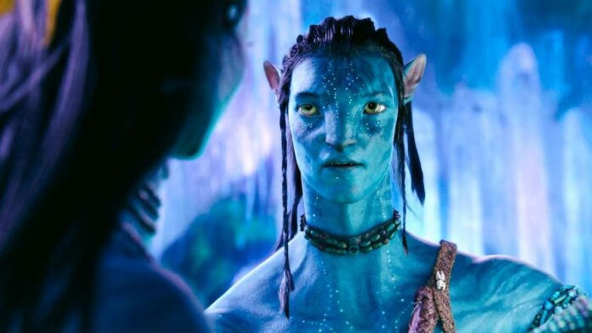 8 Highest-grossing films, Avatar perched on top