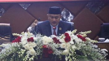 في الدورة الاستثنائية ، رئيس Bogor DPRD يصلي من أجل آدي ياسين المتورط في الفساد: حظا سعيدا