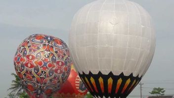 ガンジャール:飛行機の道を危険にさらす、気球飛行シャワランレバランケトゥパット禁止