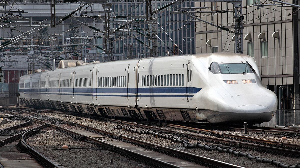 Nozomi Bullet Train Operator Plans To Cut The Number Of Seats Without Reservation