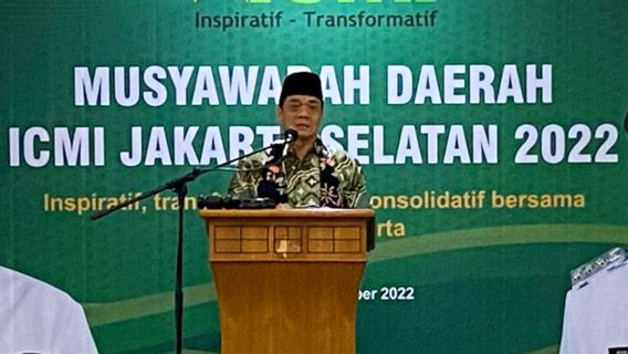 نائب محافظ DKI رضا باتريا يتذكر شخصية BJ Habibie كموحد للحكومة والمسلمين