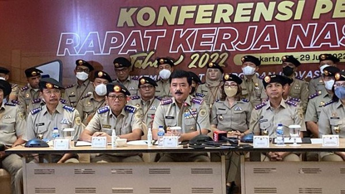 Seragam Baru Kementerian ATR BPN: Percuma Jika Tongkat Komando dan Baret Tak Mampu untuk Gebuk Mafia Tanah