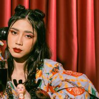 'Gimme U', Syeqy 表达了他在数字时代的恋情感