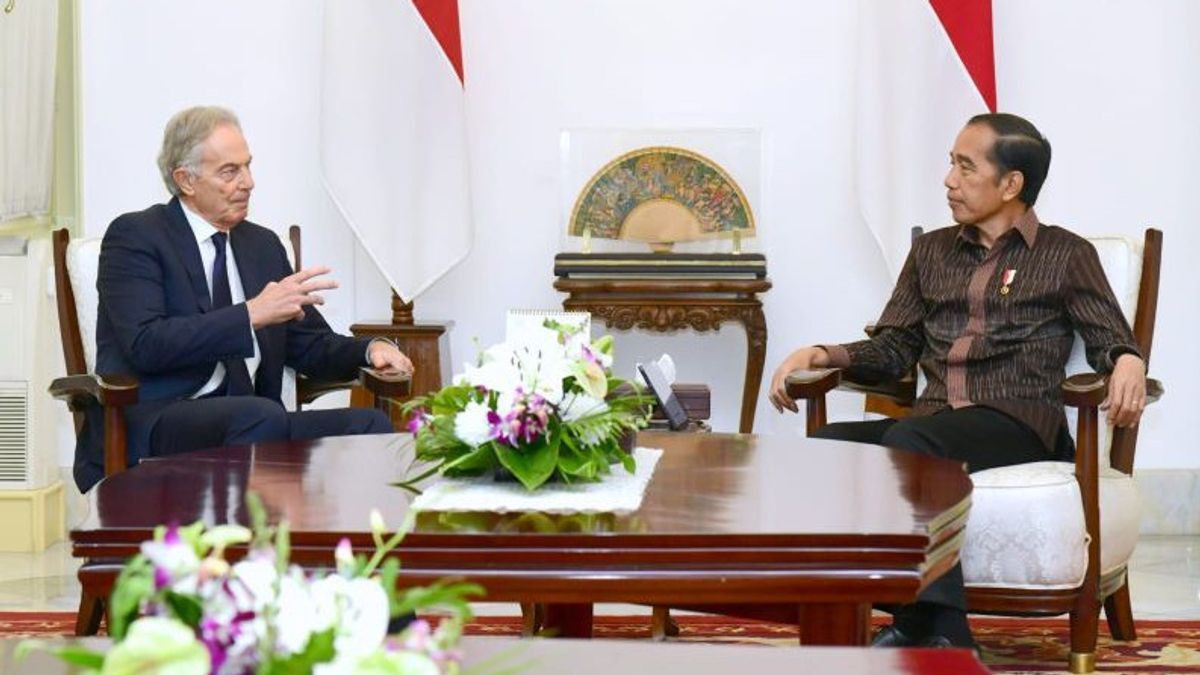Jokowi demande à Tony Blair d’accélérer la transformation numérique bureaucratique en Indonésie