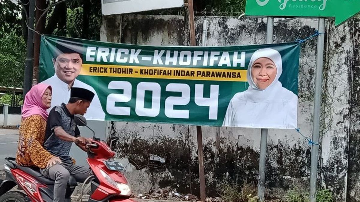 Posters Of Erick Thohir-Khofifah 2024 Scattered In Jember, The Governor Of East Java Smiles