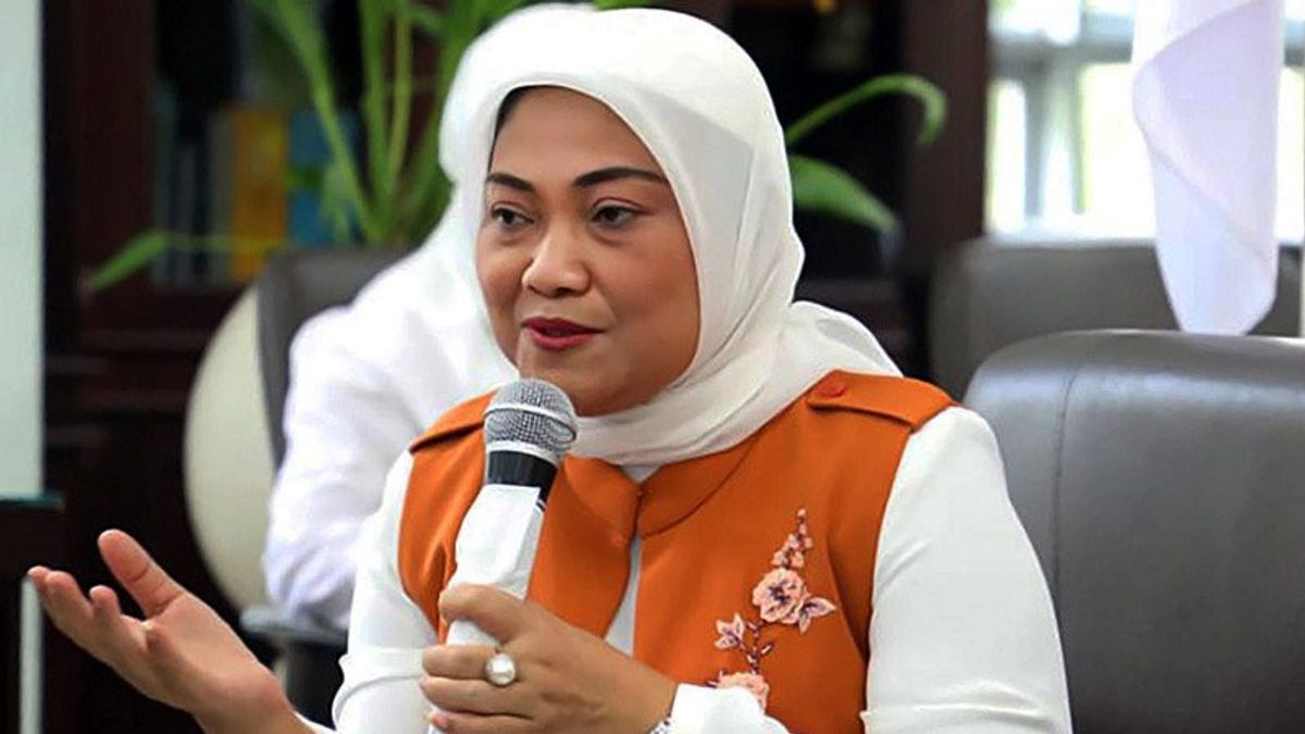 Minister Of Manpower Ida Fauziyah Explains The Key To Free Indonesia From Recession Trap