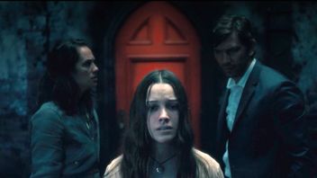 The Haunting Of Bly Manor Series Teaser Is Short And Makes Goosebumps