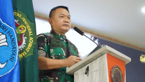 Giving A Public Lecture, Army Chief Of Staff Dudung Abdurachman Emphasizes 6D Leadership Strategy