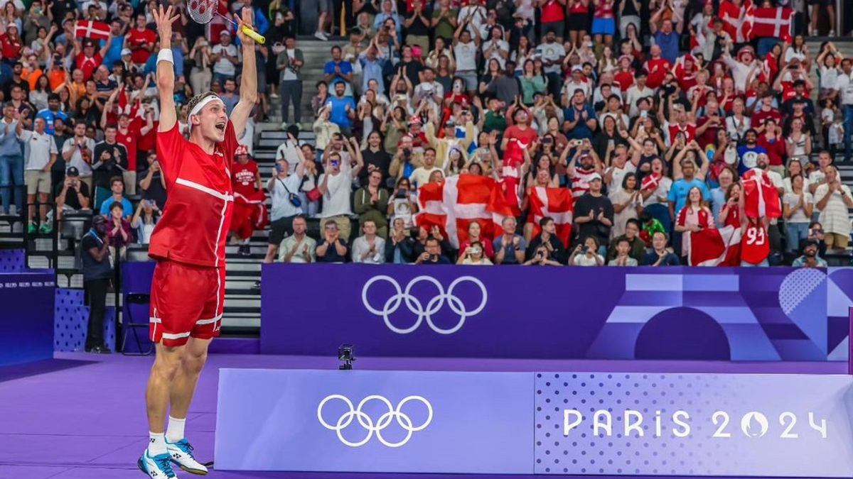 Jeux olympiques de 2024 : Viktor Axelsen remporte la médaille d’or du fils unique