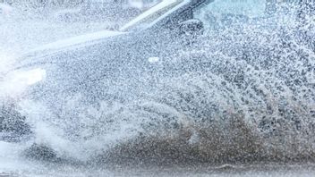 Beware Of Water Hammer, This Is Handling When Cars Are Flooded