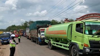 Mudik Idulfitri 2022; Jalan Lintas Timur Palembang-Betung  Macet Parah Nyaris Lumpuh