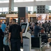 H-1 Lebaran 2026, Pergerakan Pemudik di Bandara Soetta Masih Tinggi