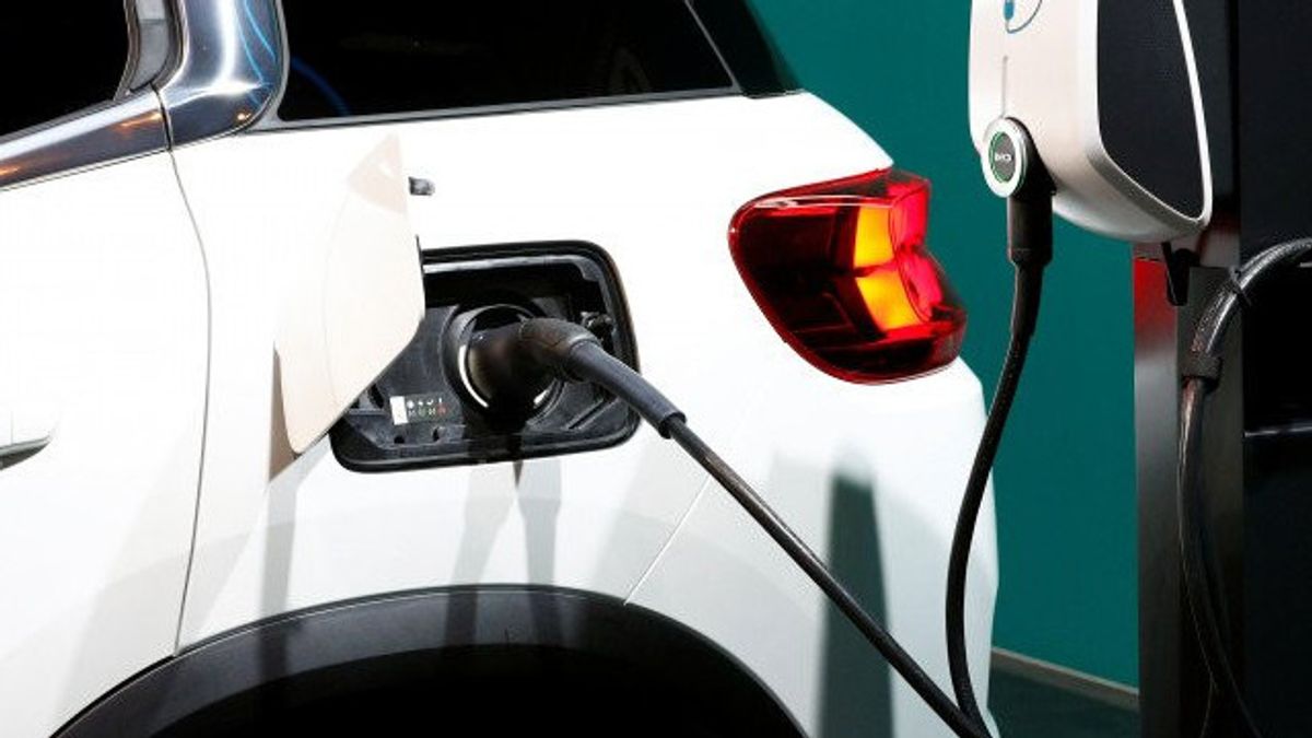 BSI鼓励电动汽车融资减少碳排放