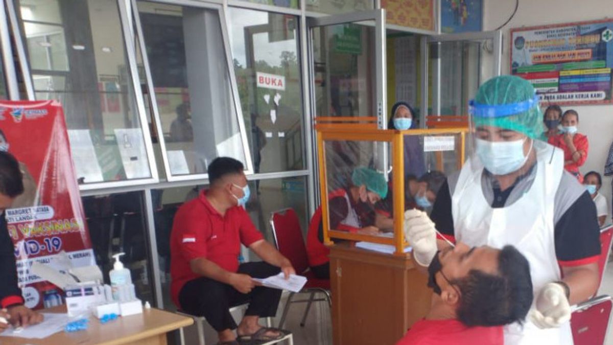 Yogyakarta Introduira Un Test Par écouvillonnage COVID-19 Sans Bouchon Bouche-nez, Mais Avec De La Salive