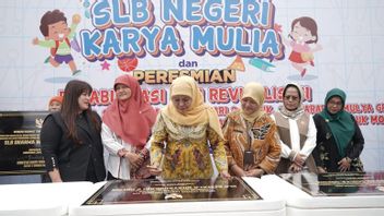 Renforcer les services aux personnes handicapées, la gouverneure de Java Timur Khofifah inaugure le premier SLB-B du pays 