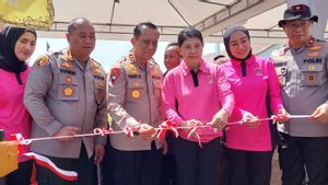 Kapolda Kaltara Resmikan Jembatan dan Serahkan Bantuan di SP 6 Desa Tanjung Buka, Warga Terharu
