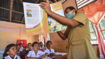 Mendikdasmen: Guru Sekolah Rakyat Bukan dari Rekrutmen Baru