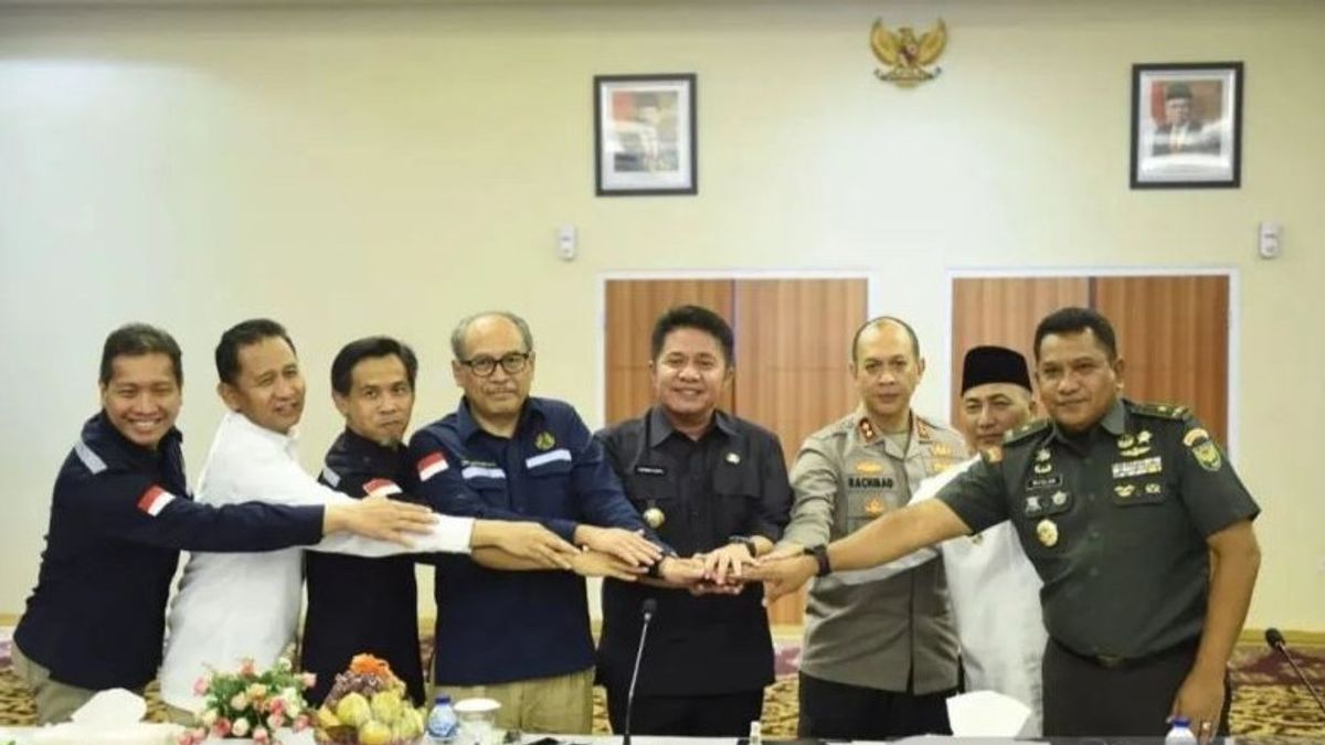 The South Sumatra Provincial Government Forms A Team To Accelerate The Handling Of Illegal Oil Mining